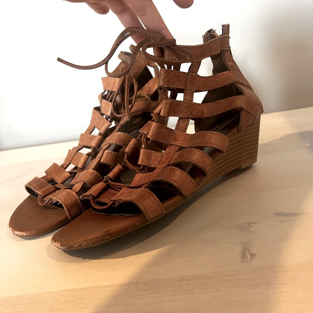STEVE MADDEN GLADIATOR SANDAL